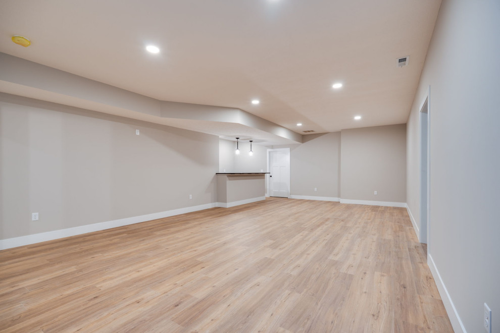 Amazing 2357 + over 900 sqft in basement home in Lebanon Ohio