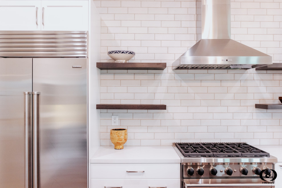Inspiration for a transitional home design remodel in Phoenix