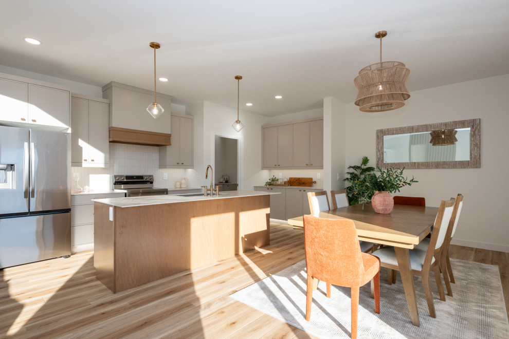 Kitchen - transitional kitchen idea
