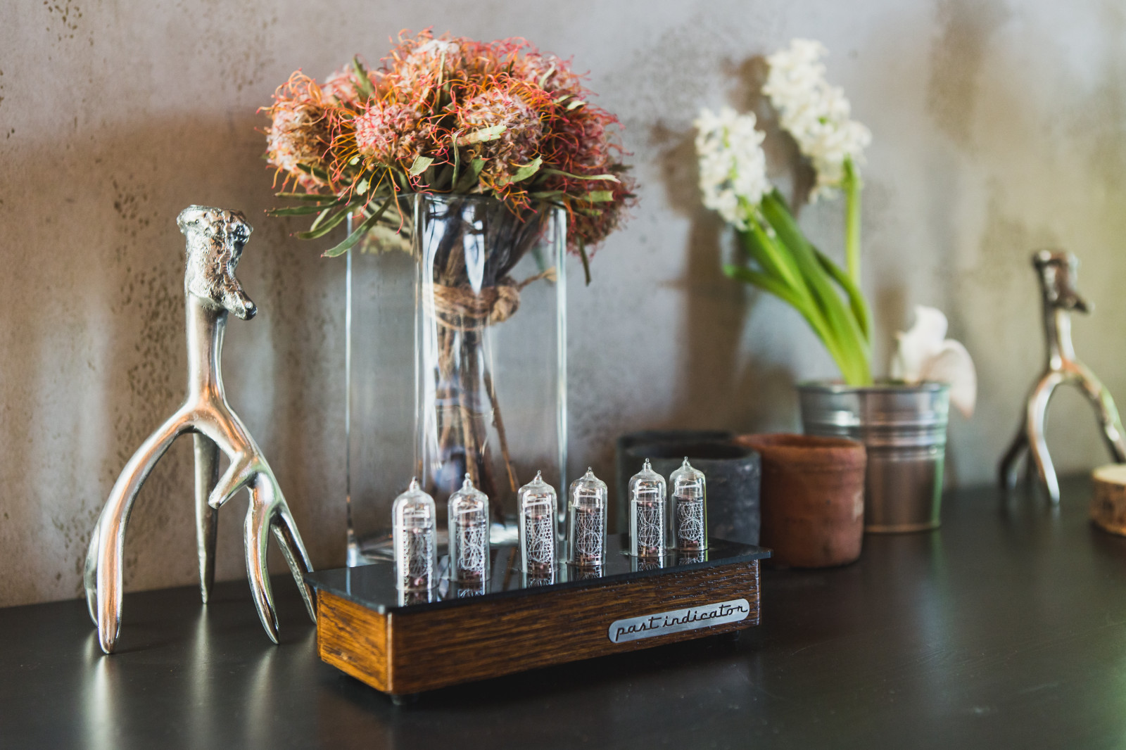 В гостях: Современный лофт, наполненный арт-объектами и музыкой