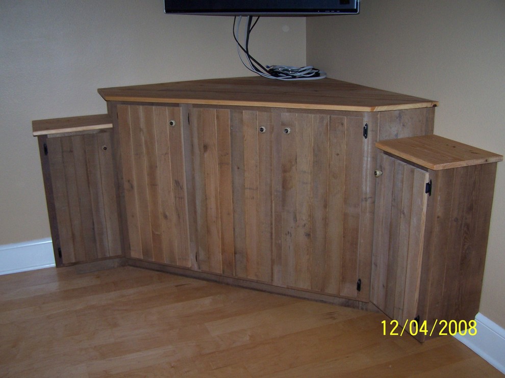 Reclaimed Western Red Cedar