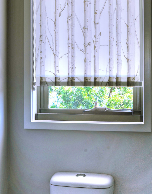 Translucent roller blind contemporaneo-stanza-da-bagno