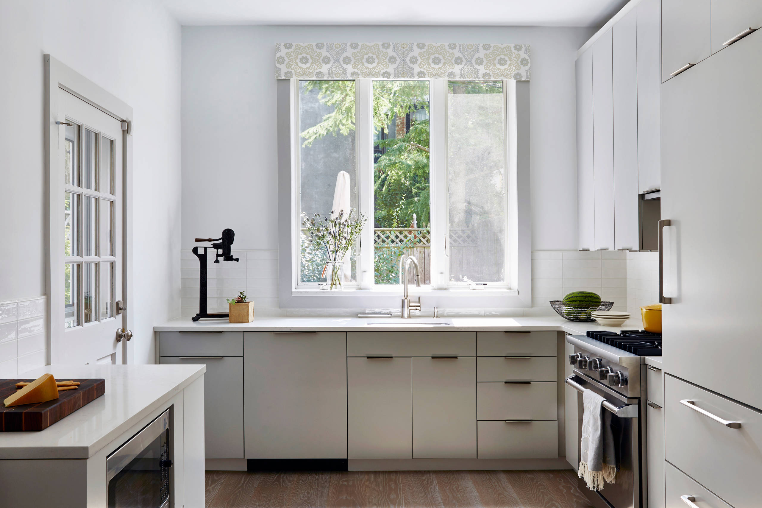 3 Ways to Make Your Kitchen Feel Bigger