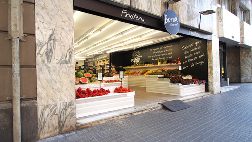 REFORMA INTEGRAL CADENA DE FRUTERÍAS BORAU
