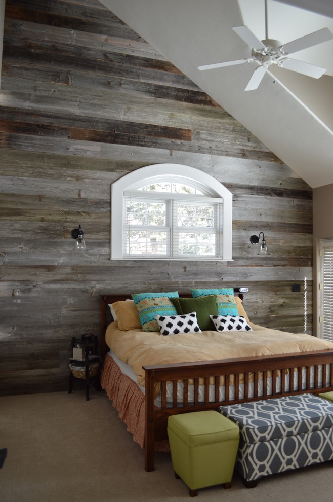 Mid-sized country guest bedroom in Denver with grey walls, light hardwood floors and no fireplace.