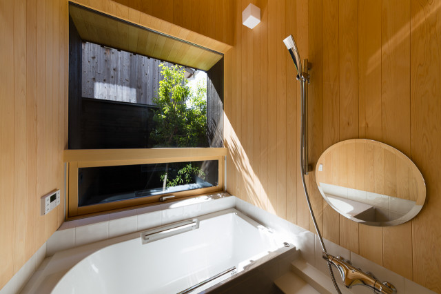 縁日の家 japanisch-badezimmer
