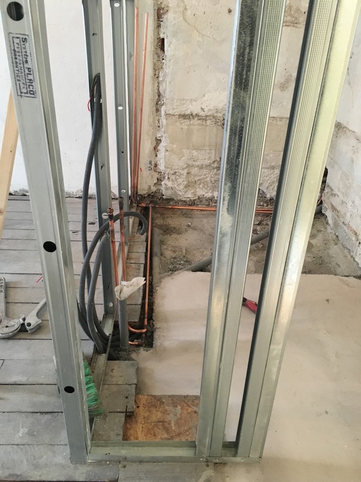 65 m2 / bld la chapelle PARIS