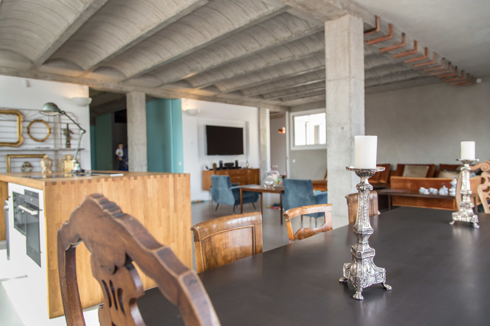 Diseño de comedor bohemio grande abierto