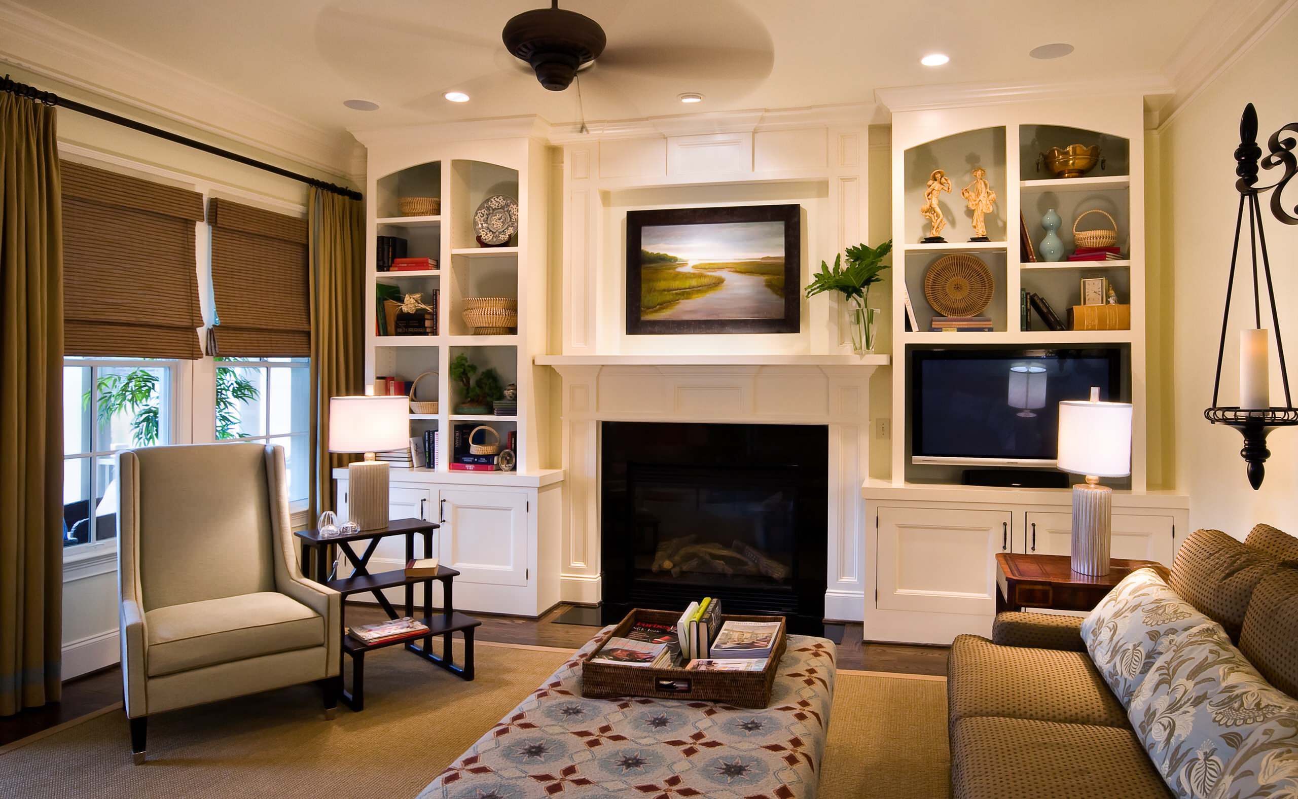75 All TVs Living Room Ideas You'll Love - January, 2026 | Houzz, image size:2560x1576