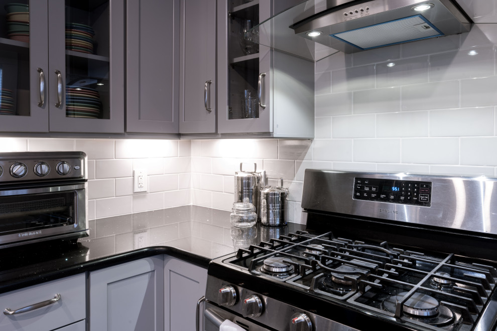 Clinton Kitchen
