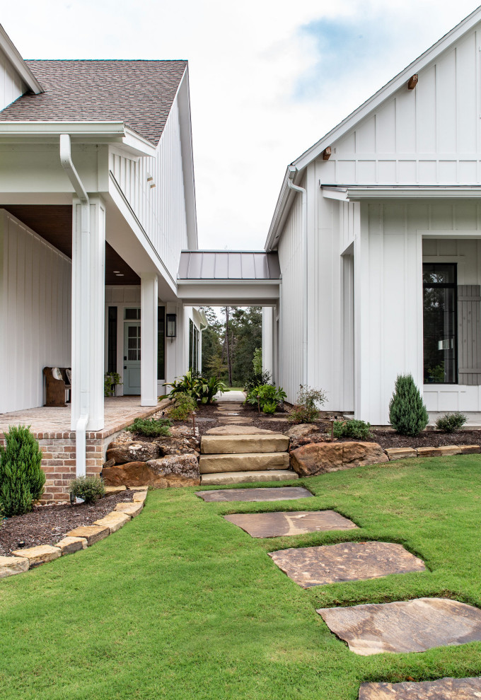 Reclaimed Brick with Board and Batten Modern Farmhouse on Acreage ...
