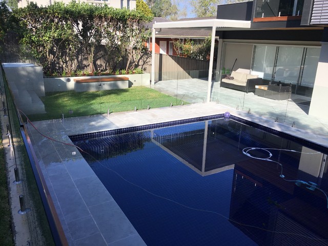 Riverview contemporary-pools-and-hot-tubs