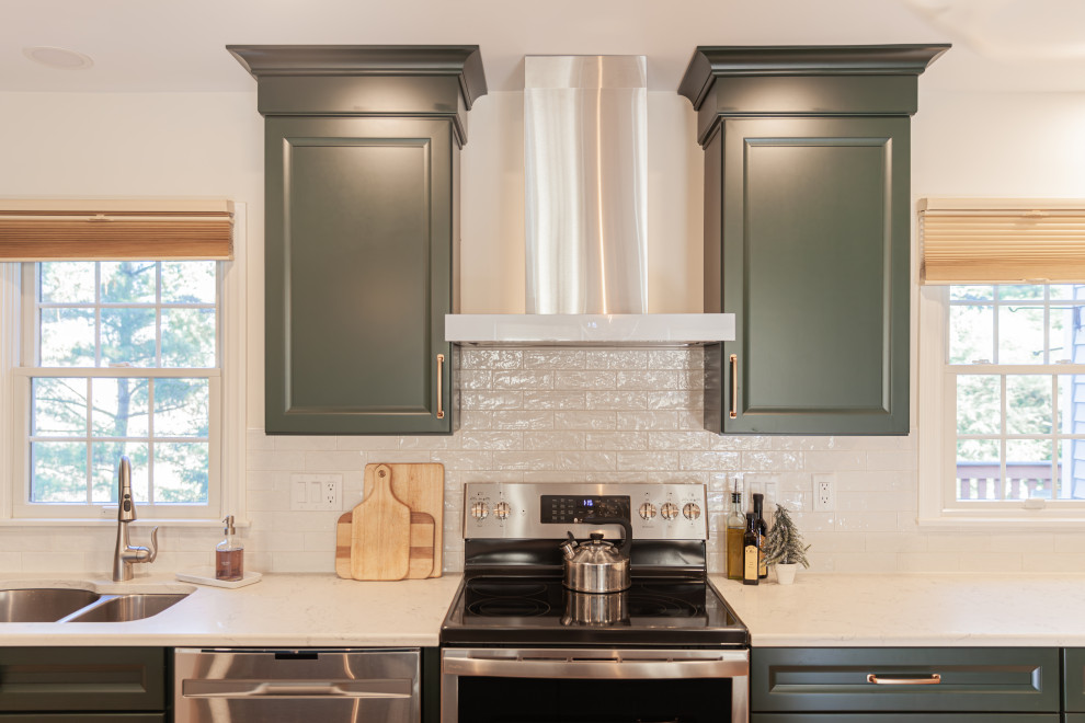Kitchen - transitional kitchen idea