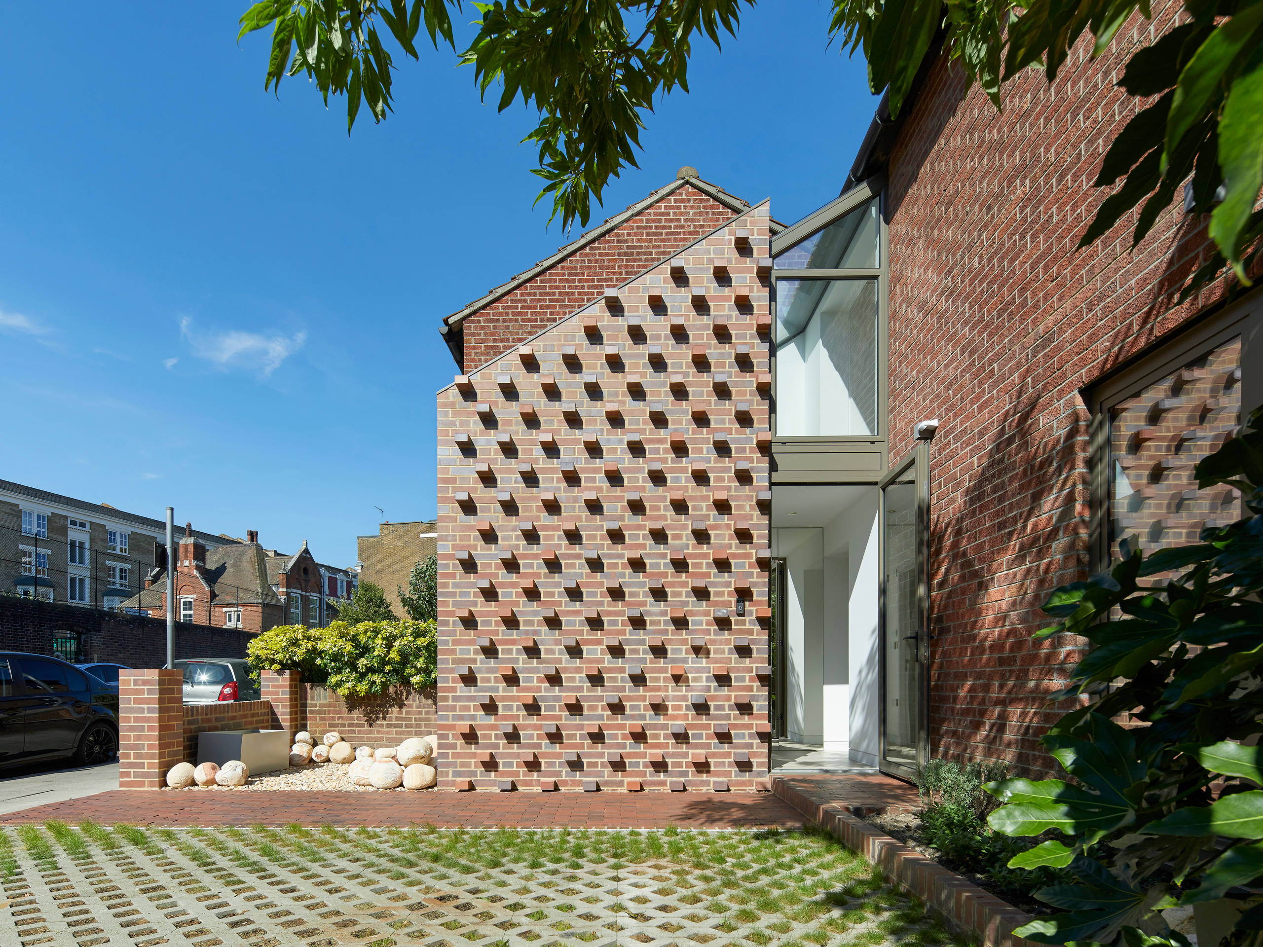 Houzz Tour: A Dated 1980s Home Gets a Very Unusual Extension | Houzz IE