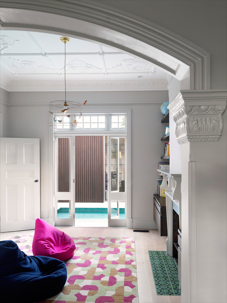 This is an example of a transitional kids' room in Sydney.