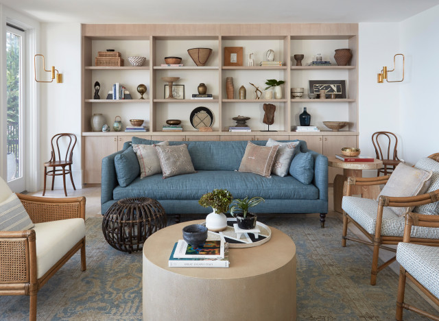 12 Living And Family Rooms With Beautiful Built-Ins