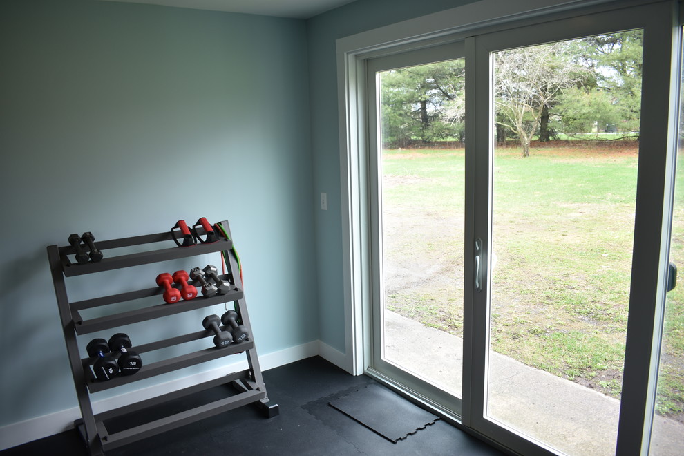 Traditional home gym in Burlington.
