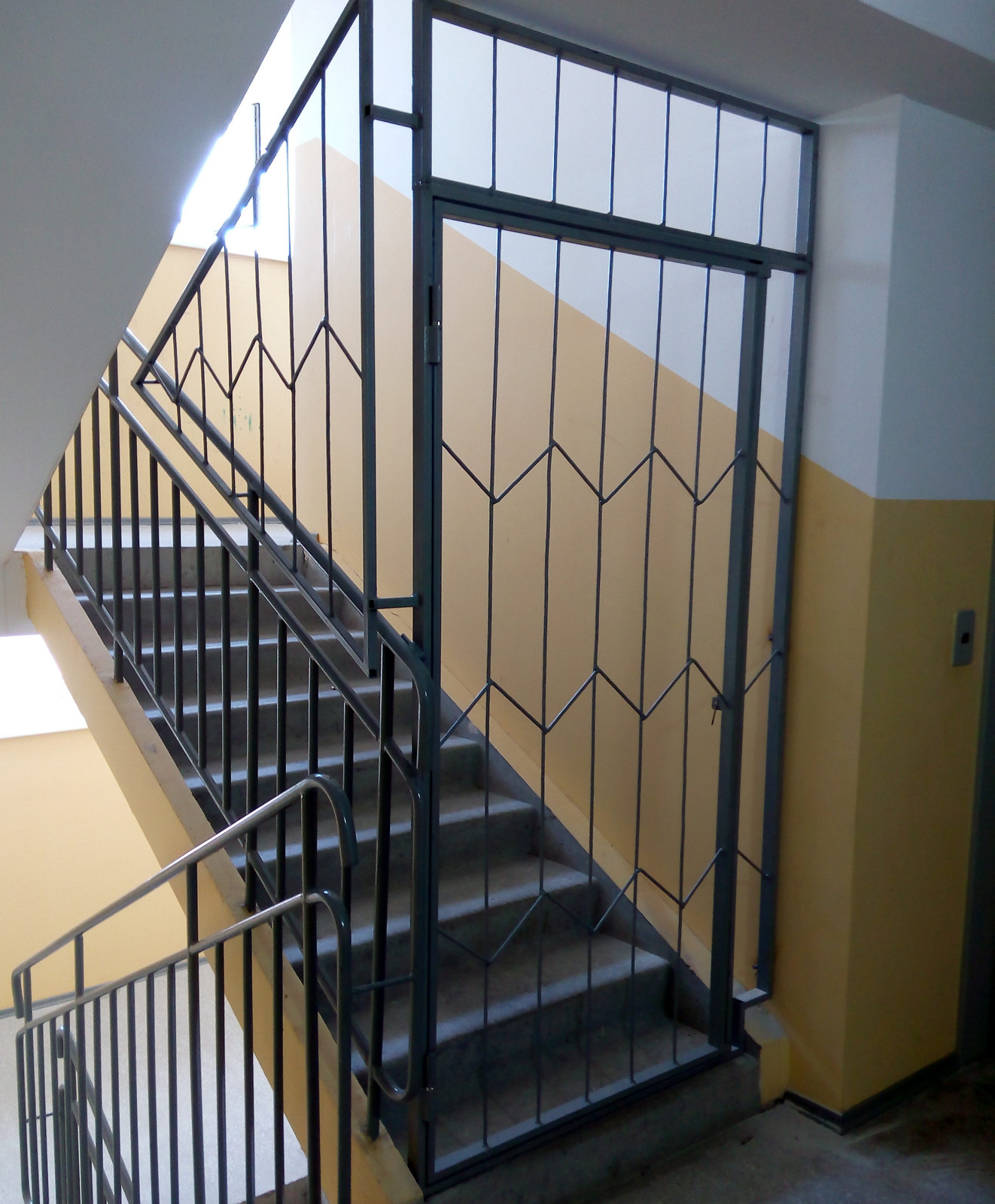 ОКОННЫЕ РЕШЁТКИ в Москве и Области 89037159115