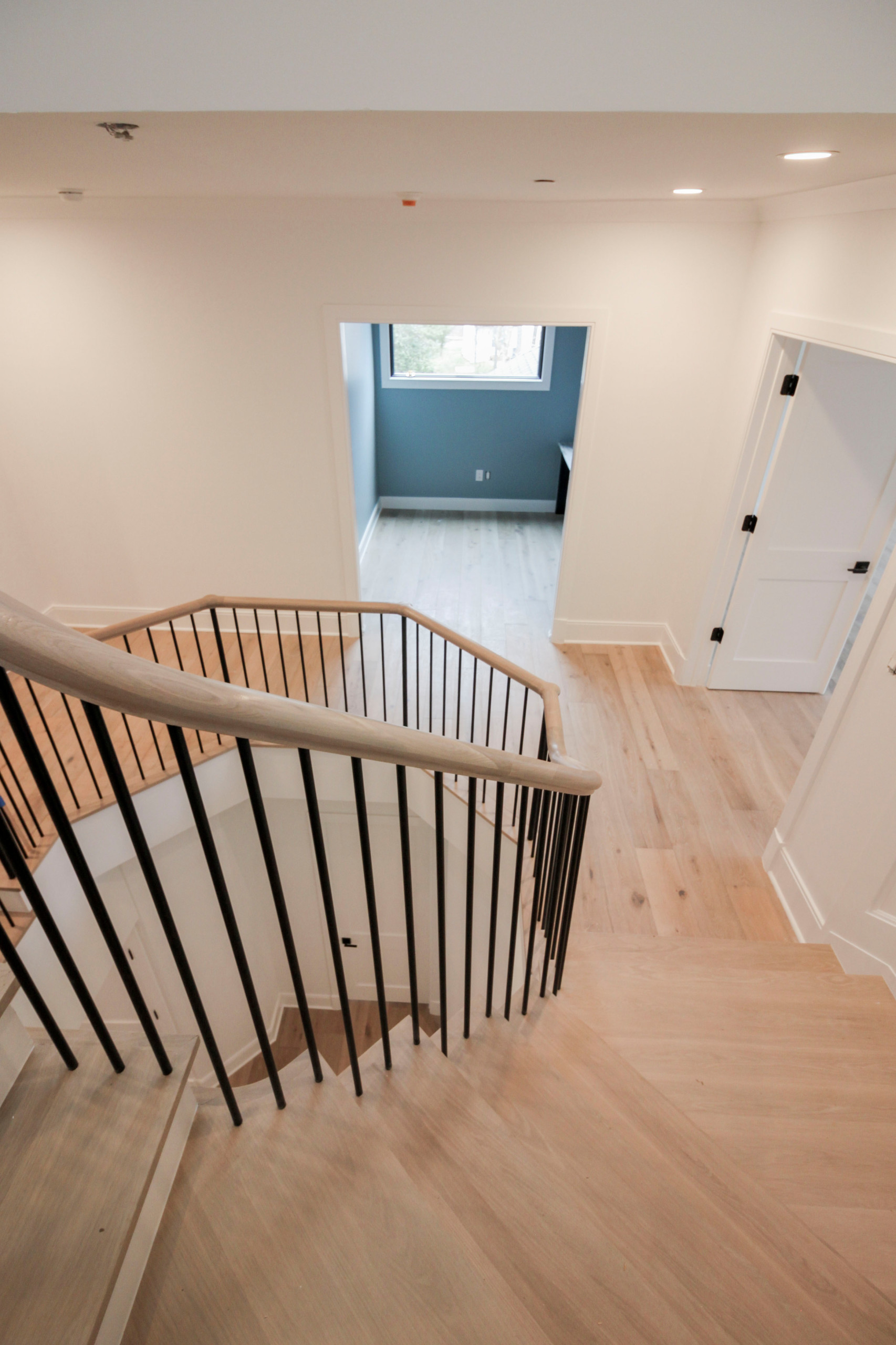 100_Hexagonal Floating-Staircase, Bethesda MD 20817