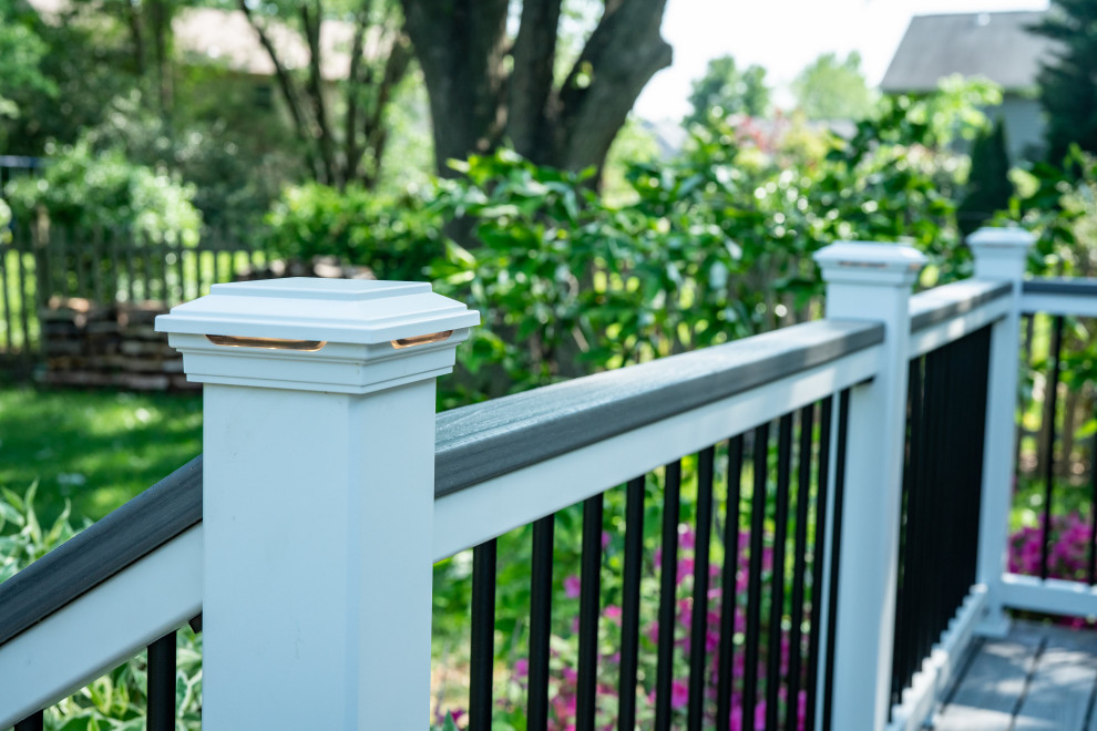 Oakton Composite Deck