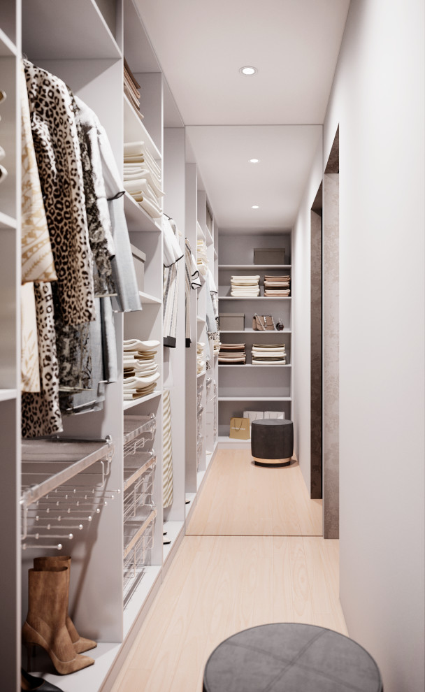 Спальня с гардеробной и балконом