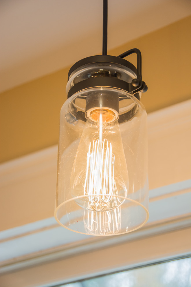 Transitional home design photo in Boston