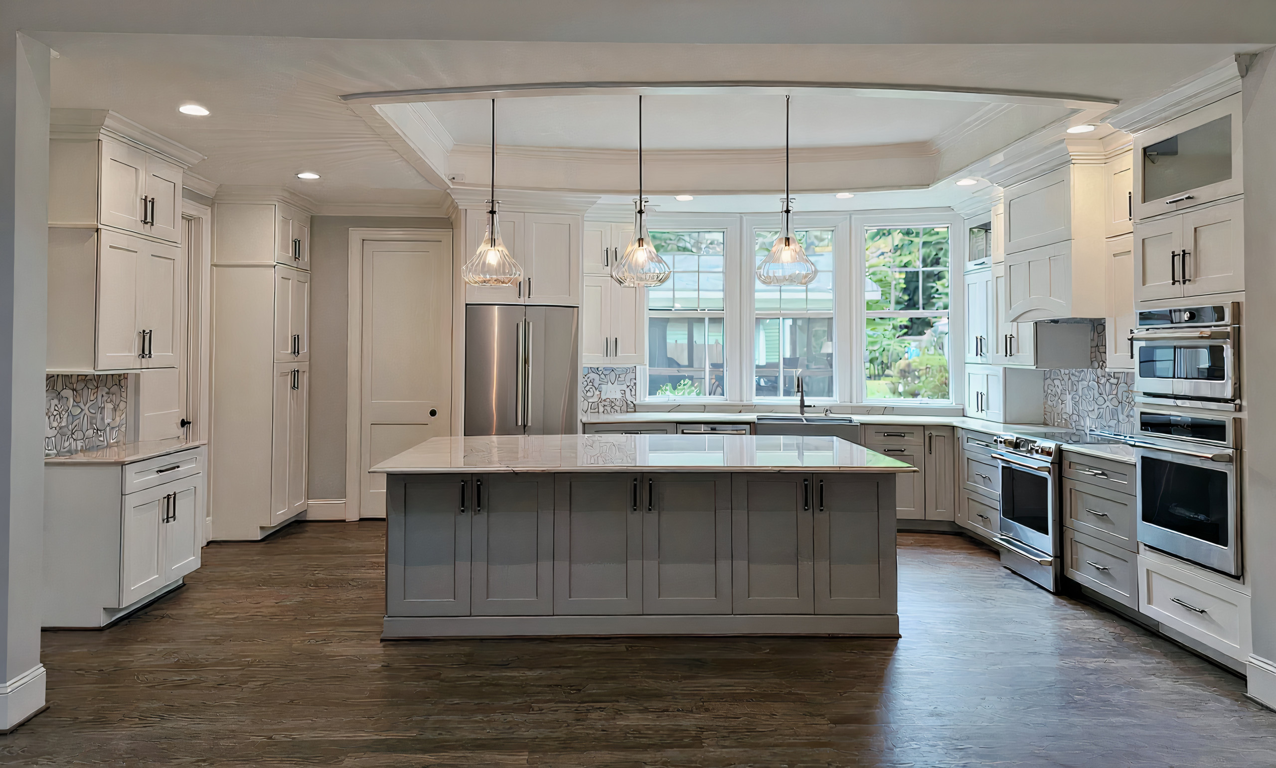 Charming Curved Kitchen