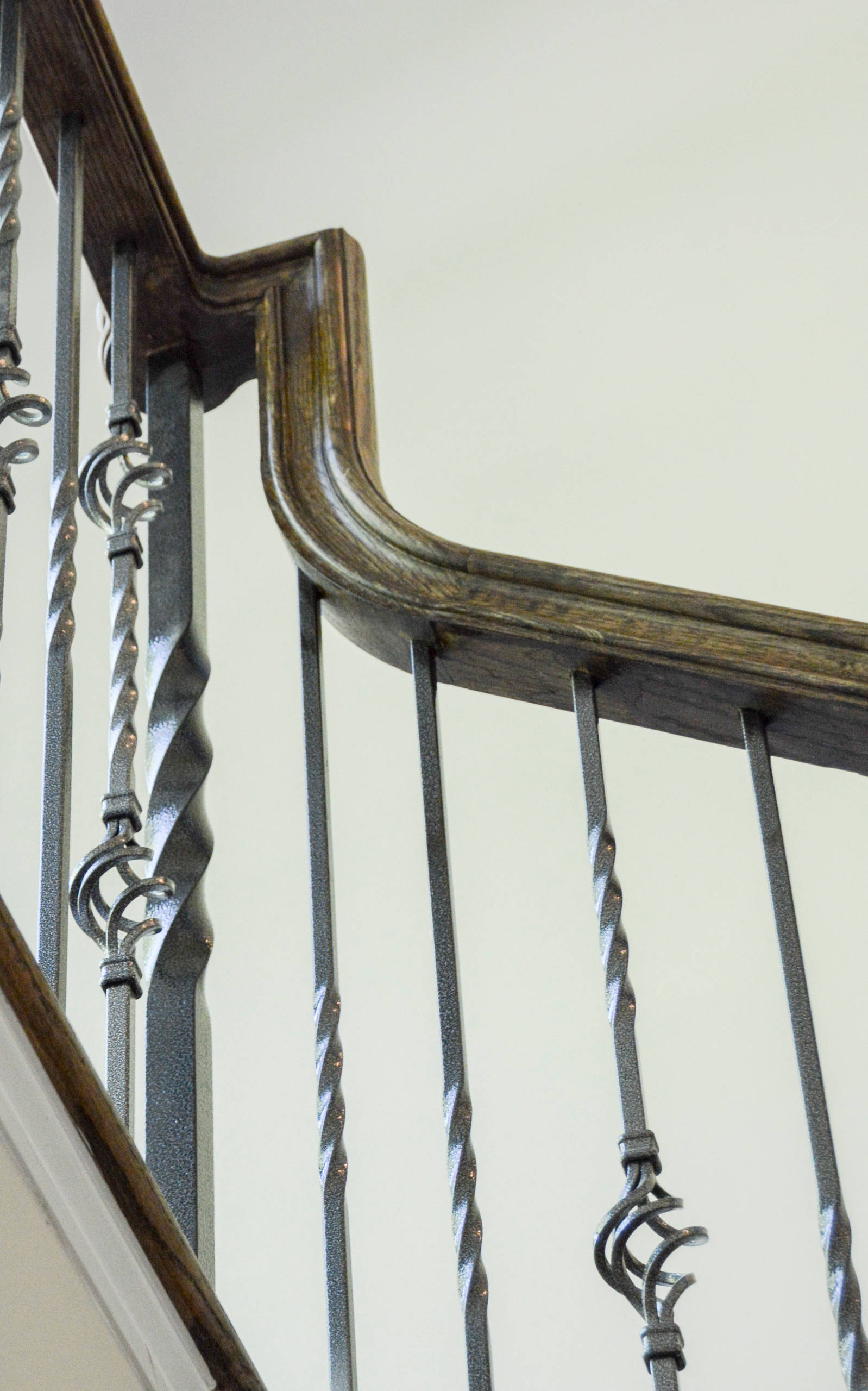 38_European Style Circular Balcony and Multi-level Staircase, Middleburg, VA 201