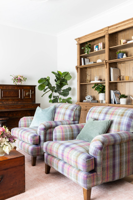A welcome home country-living-room
