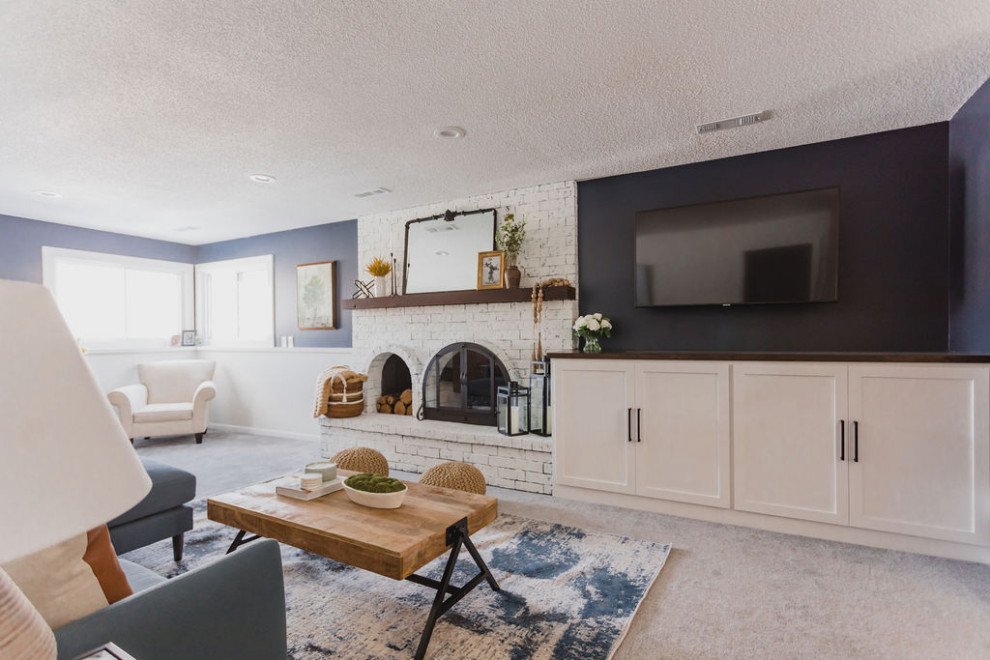 Basement - rustic basement idea in Minneapolis