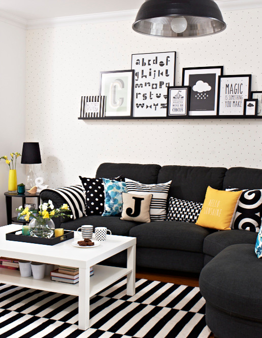 Small Living Room Decor Ideas on a Budget: Stunning & Affordable Tips