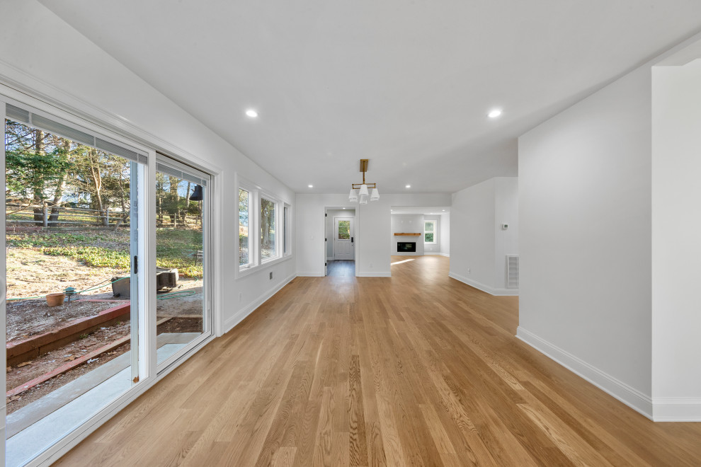 Primary Suite Living Room with French Doors