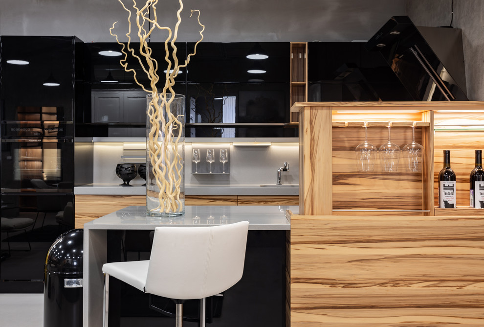 Giulia Novars, Москва ул. Мосфильмовская, д.53