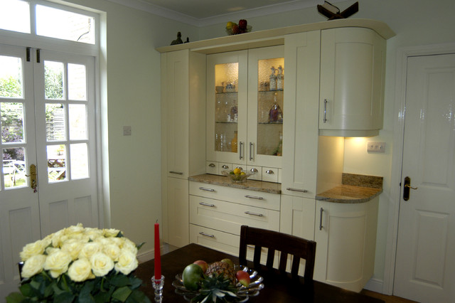 Taj classic shaker kitchen contemporary-kitchen