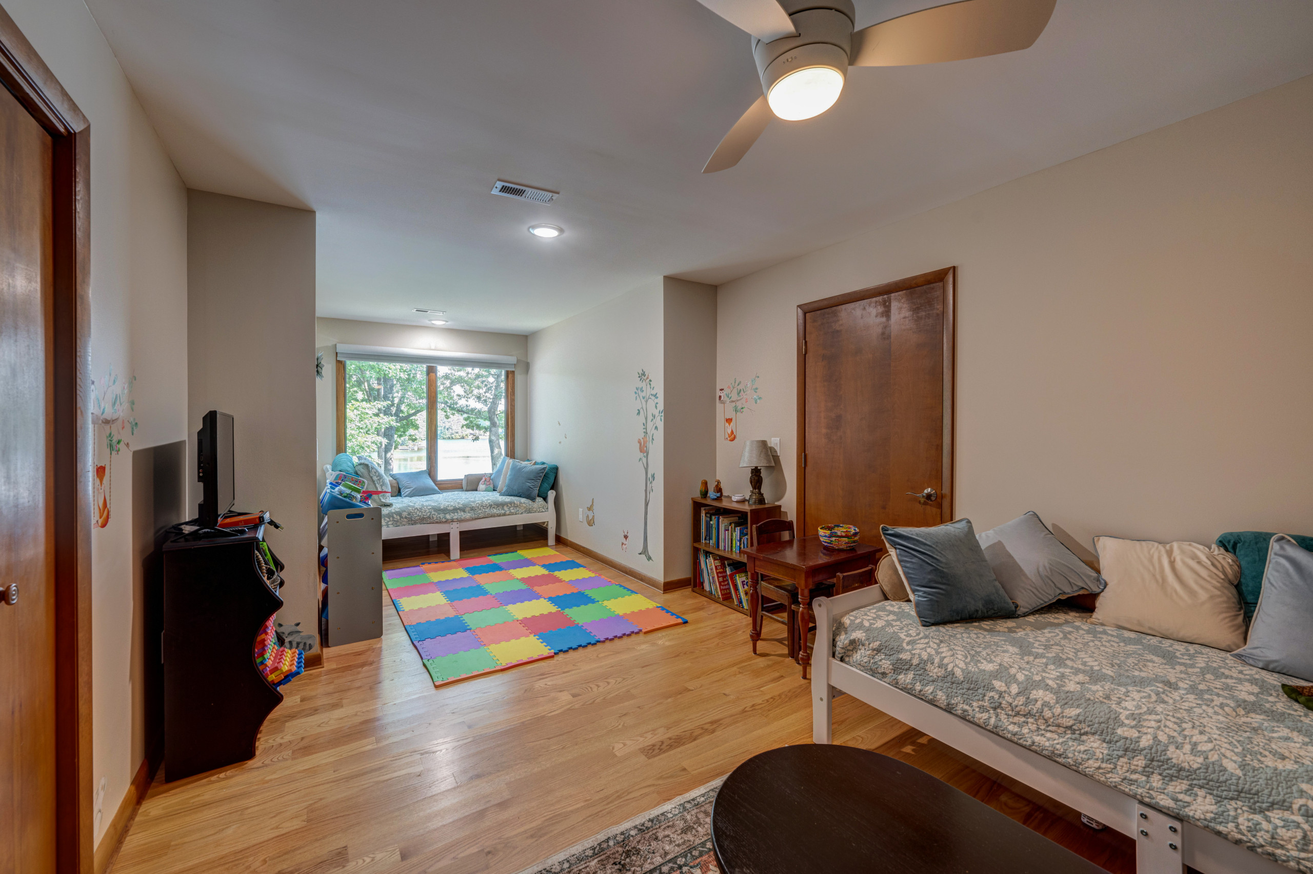 116 Canterbury Drive - Addition