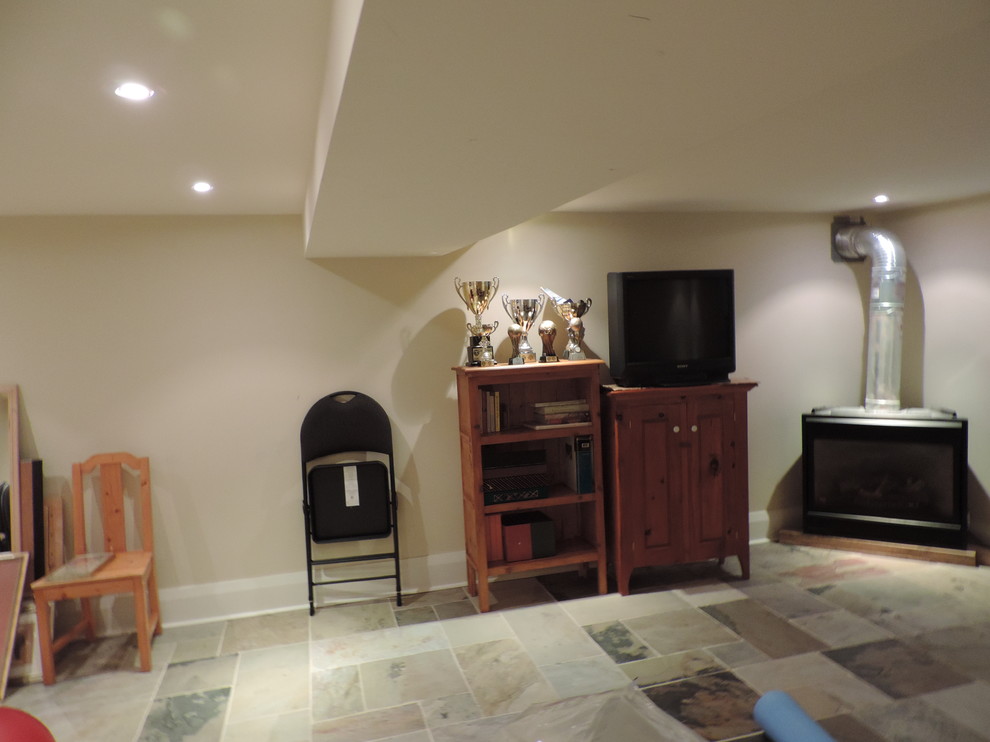 Basement - transitional basement idea in Toronto