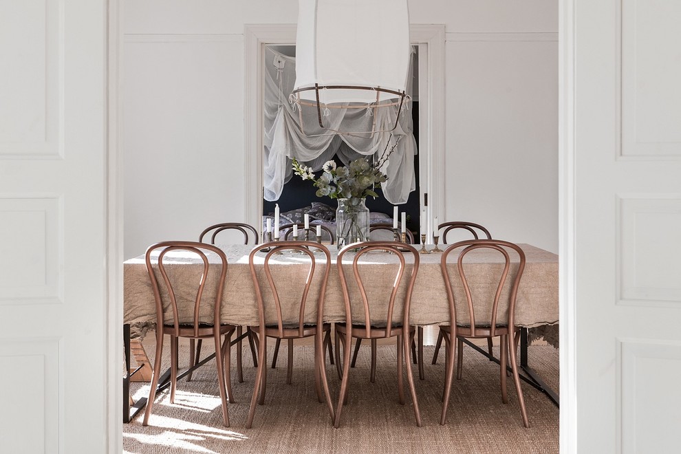 Inspiration for a scandinavian dining room remodel in Malmo