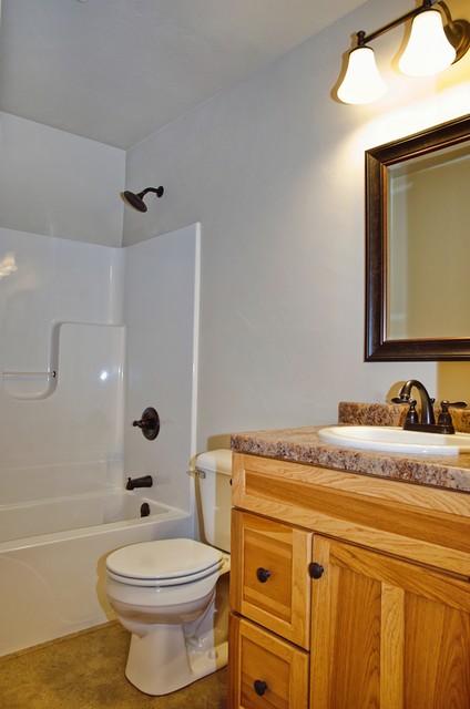 Rustic Bathroom rustikal-badezimmer