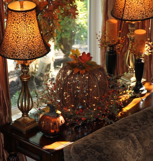Living Room (Window Table) Decorated For Fall