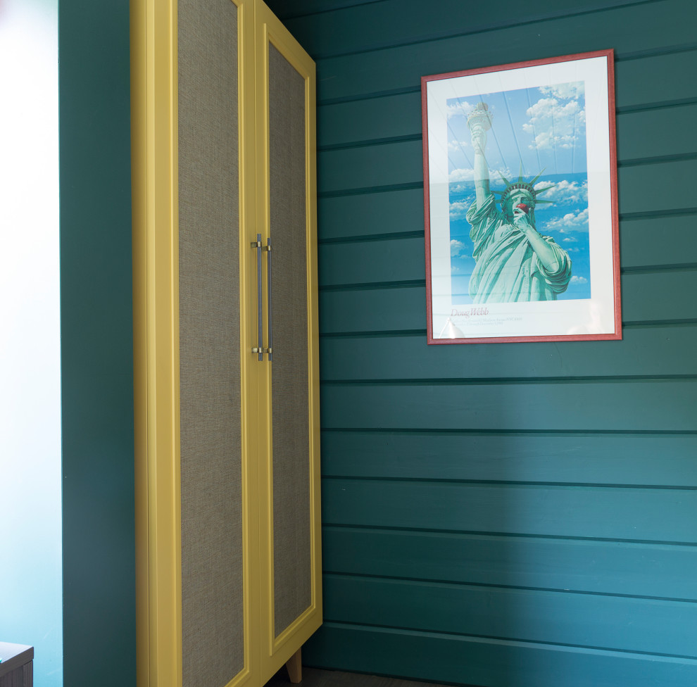 Встроенный шкаф из МДФ