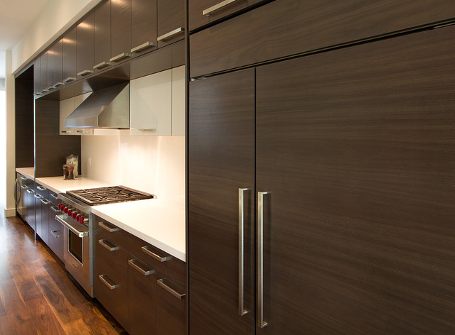 Aya Cirrus Slate Grey Walnut And Broadway White High Gloss