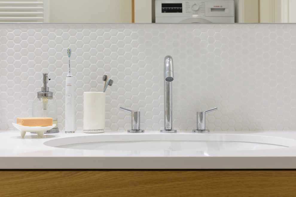 RS • Светлая ванная комната