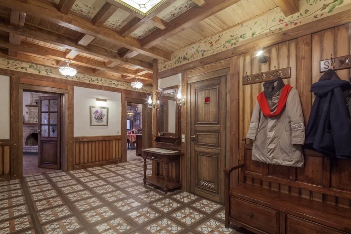 Интерьеры дома в стиле шале.