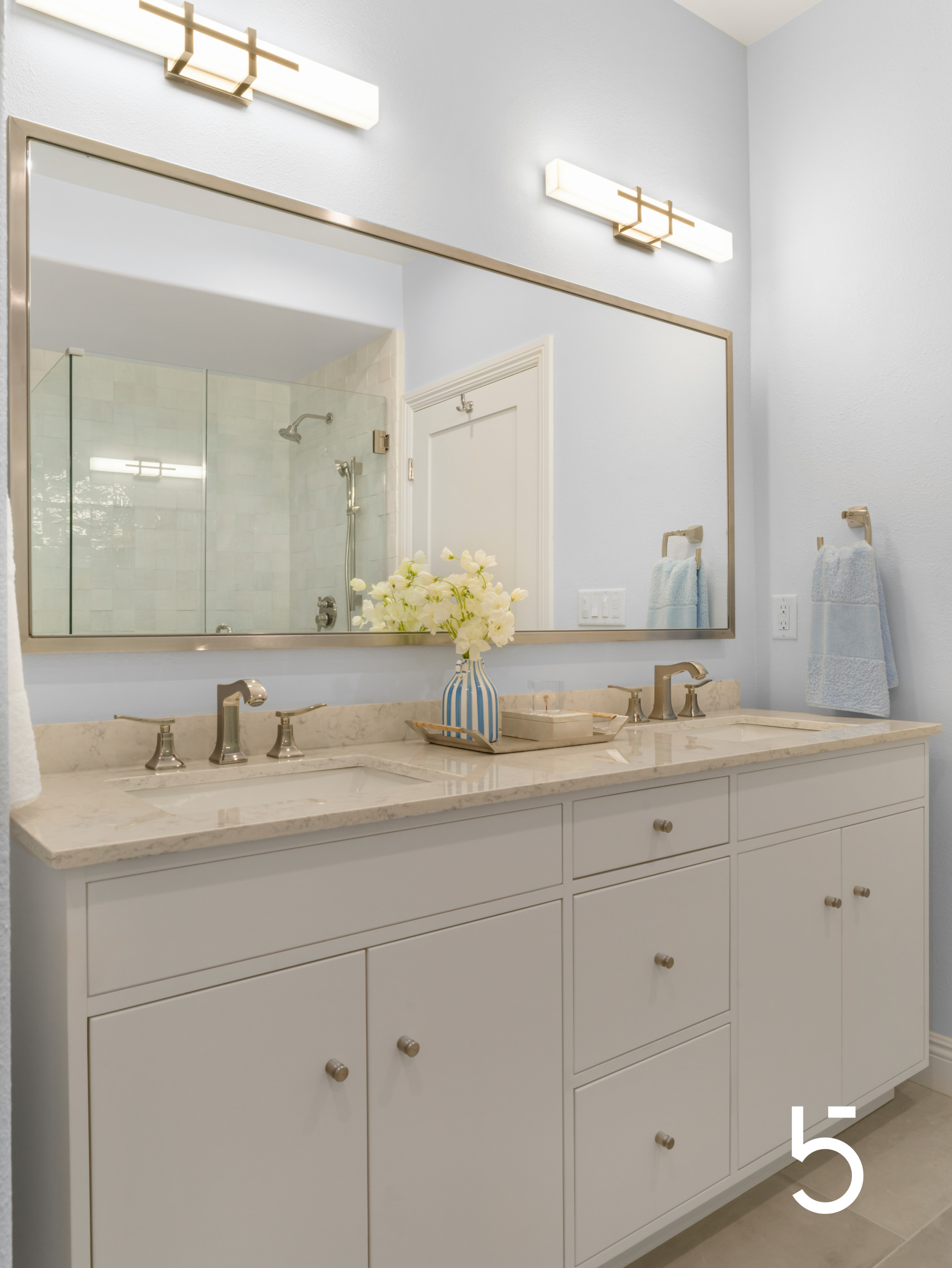 Coastal Primary En Suite Remodel - Kelly