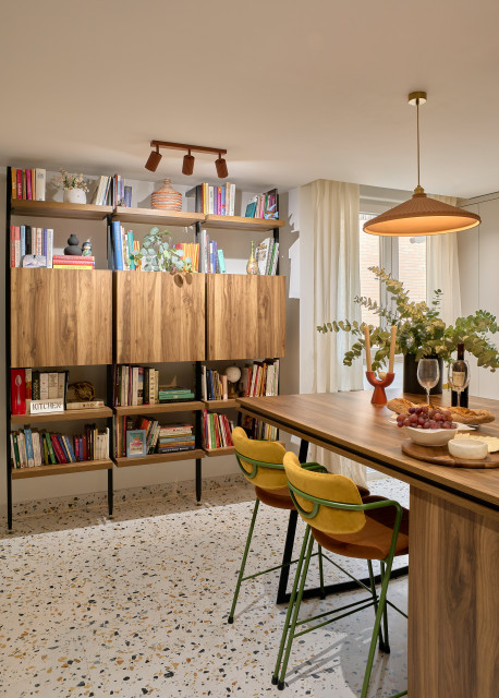 Cocina luminosa y ba&ntilde;os atemporales minimalistisch-kueche
