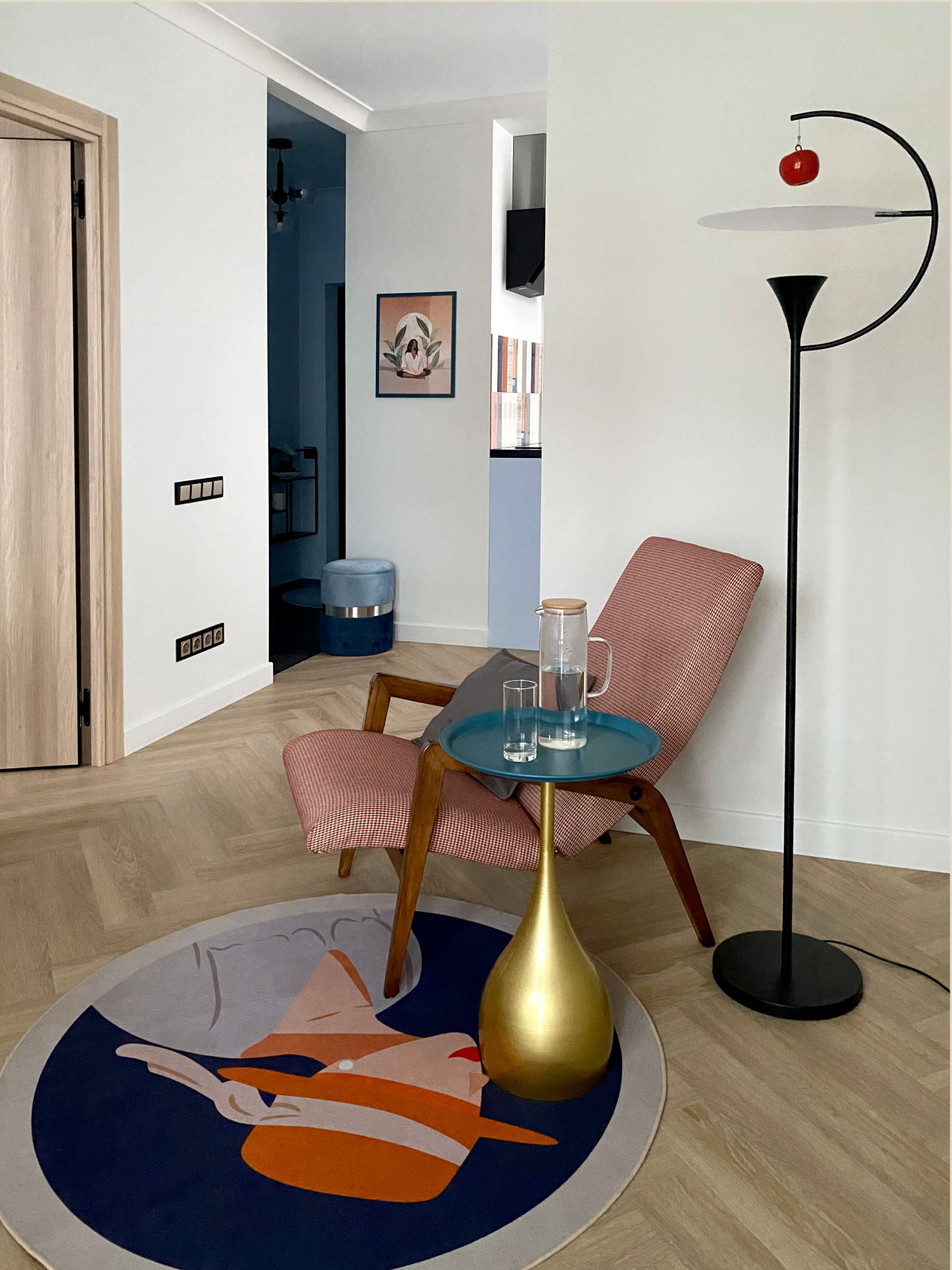 Малые м2 - не помеха комфорта. Смелый и яркий интерьер для молодой семьи