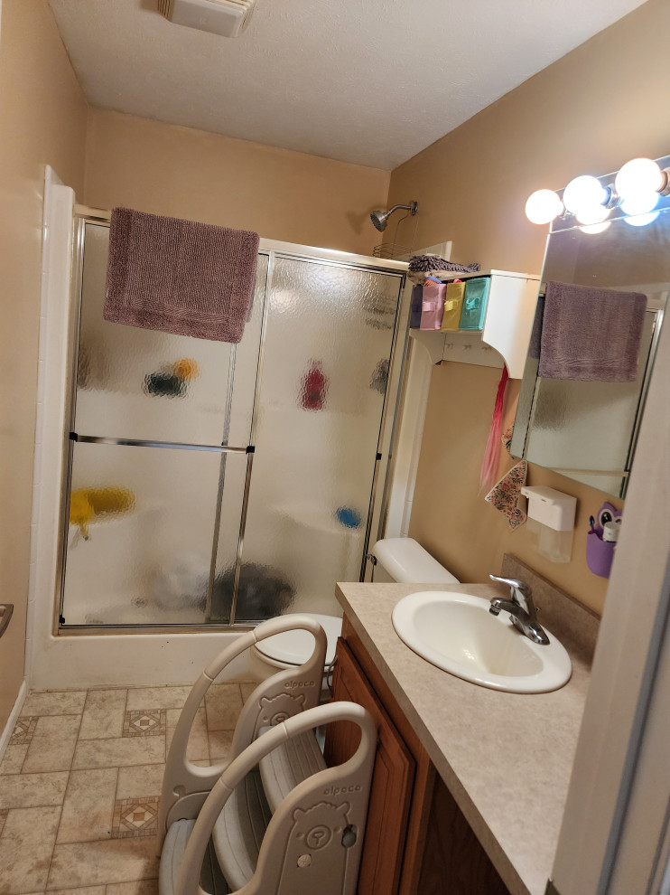 Clark Lake - Children's Bathroom Renovation