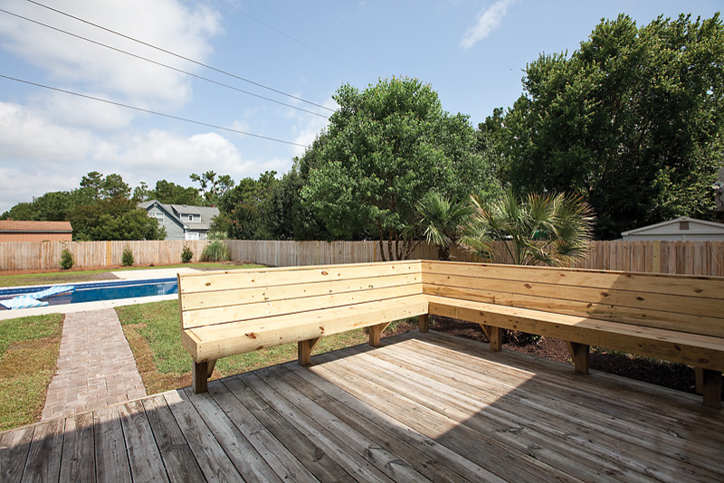 422 N Colony