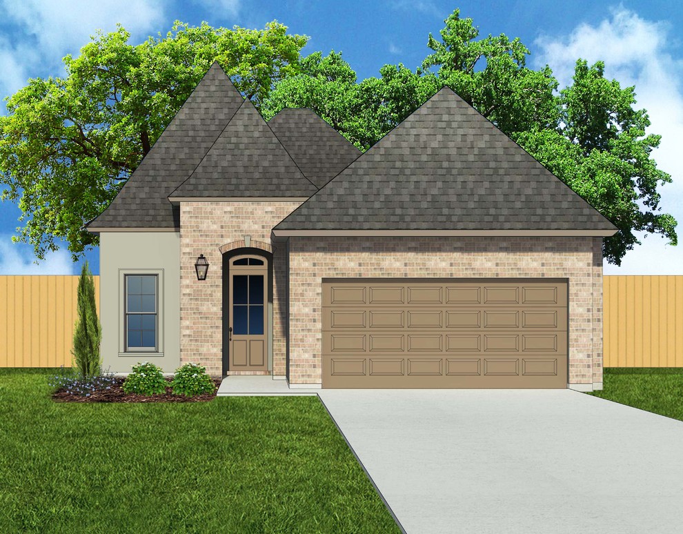 Inspiration for a transitional home design remodel in New Orleans