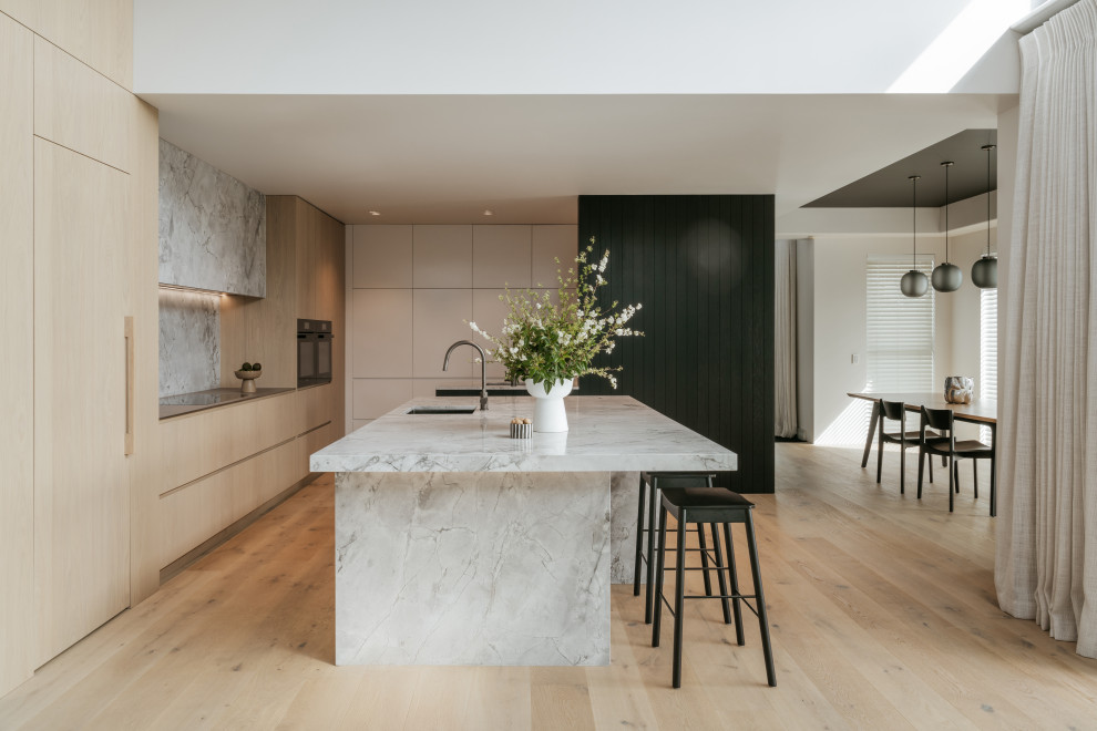River Road House - Modern - Kitchen - Hamilton - by Kathrine McDonald ...